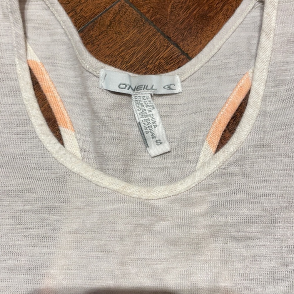 Women’s O’Neill Tank - Picture 2 of 5